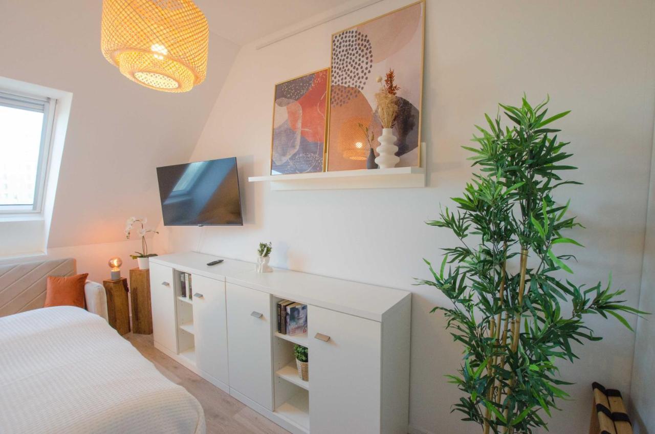 Casarina - Gemuetliches Apartment Im Zentrum Augsburg Dış mekan fotoğraf