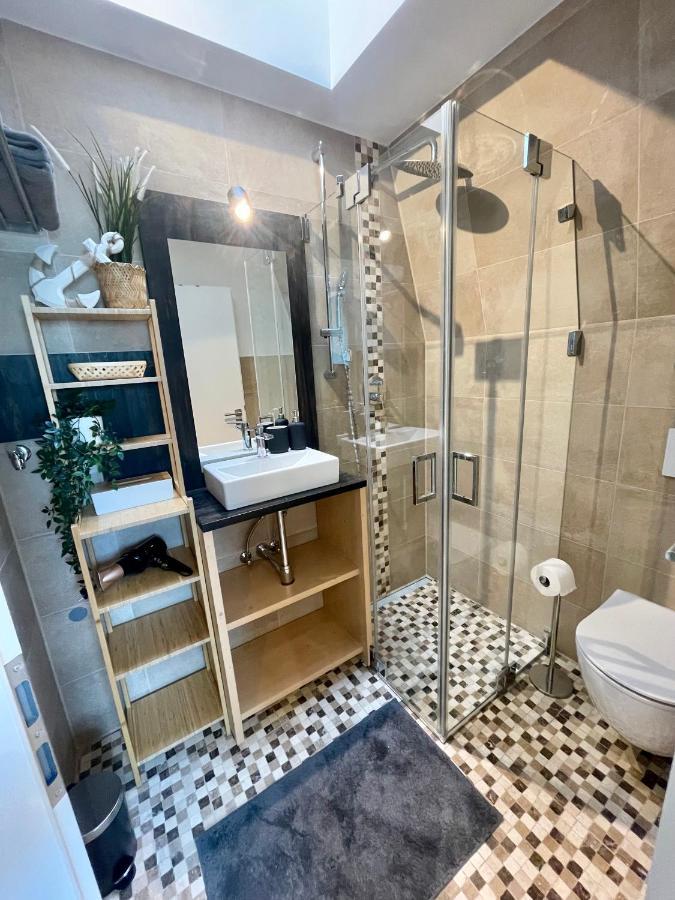 Casarina - Gemuetliches Apartment Im Zentrum Augsburg Dış mekan fotoğraf